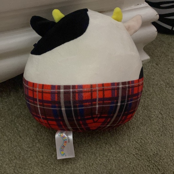 Flannel cow squishmallow - Picture 3 of 3